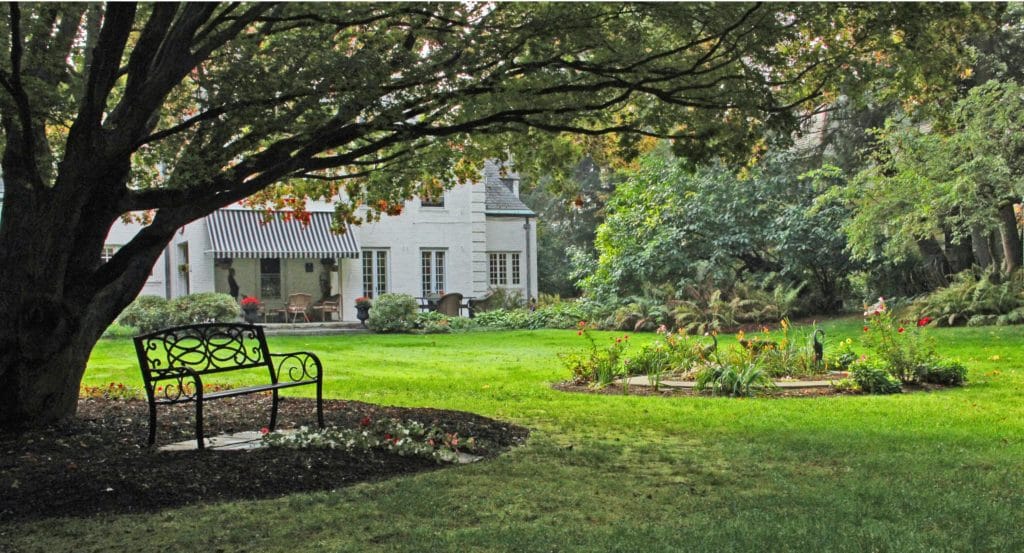 Forty-Putnam-Rd-backyard-3-quiet-place-to-sit-Eaton-2013.09.18